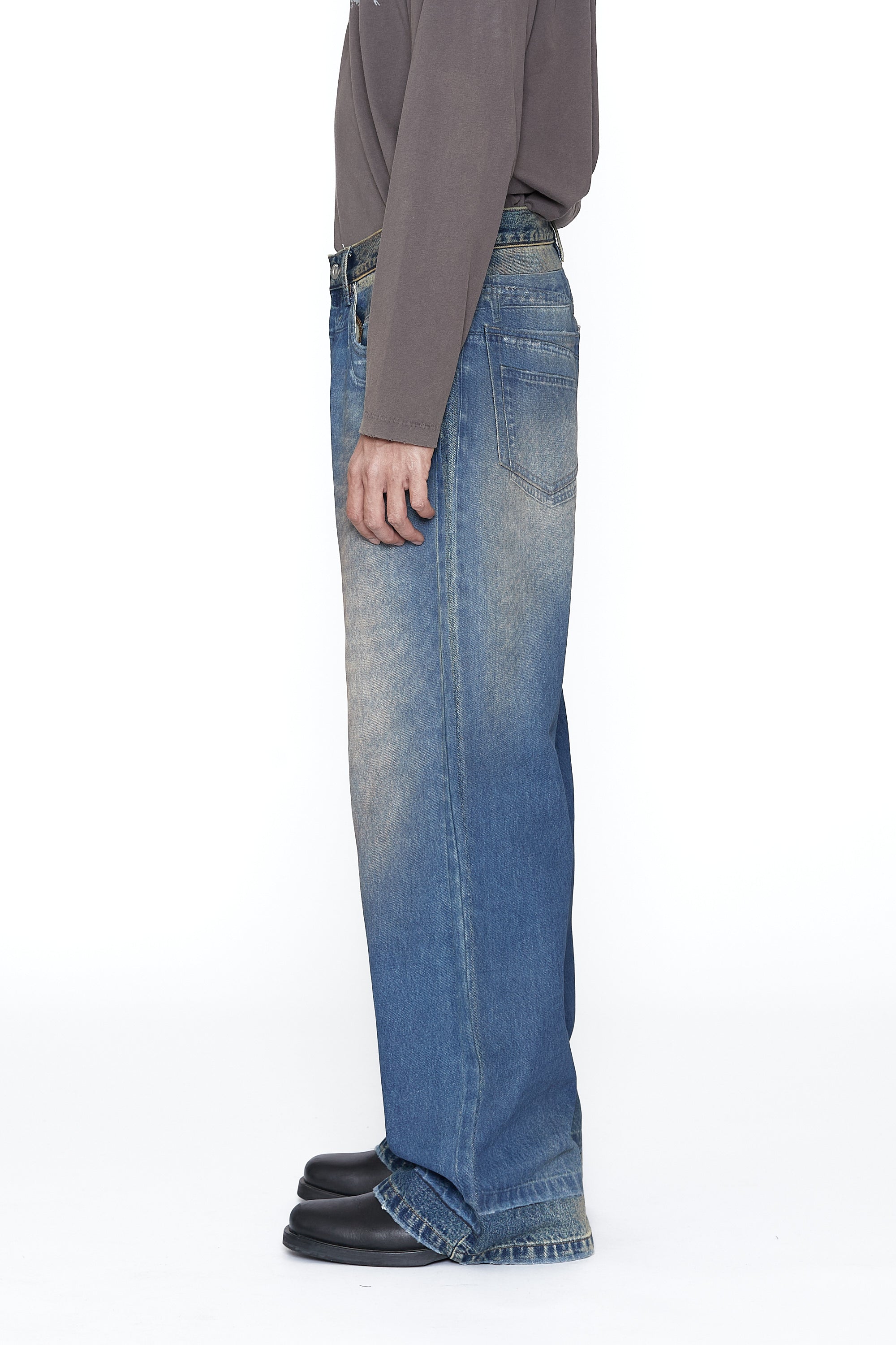 FADED DIRTY INDIGO WASHED DUAL EXPOSURE BREAK CUT FLARED JEANS