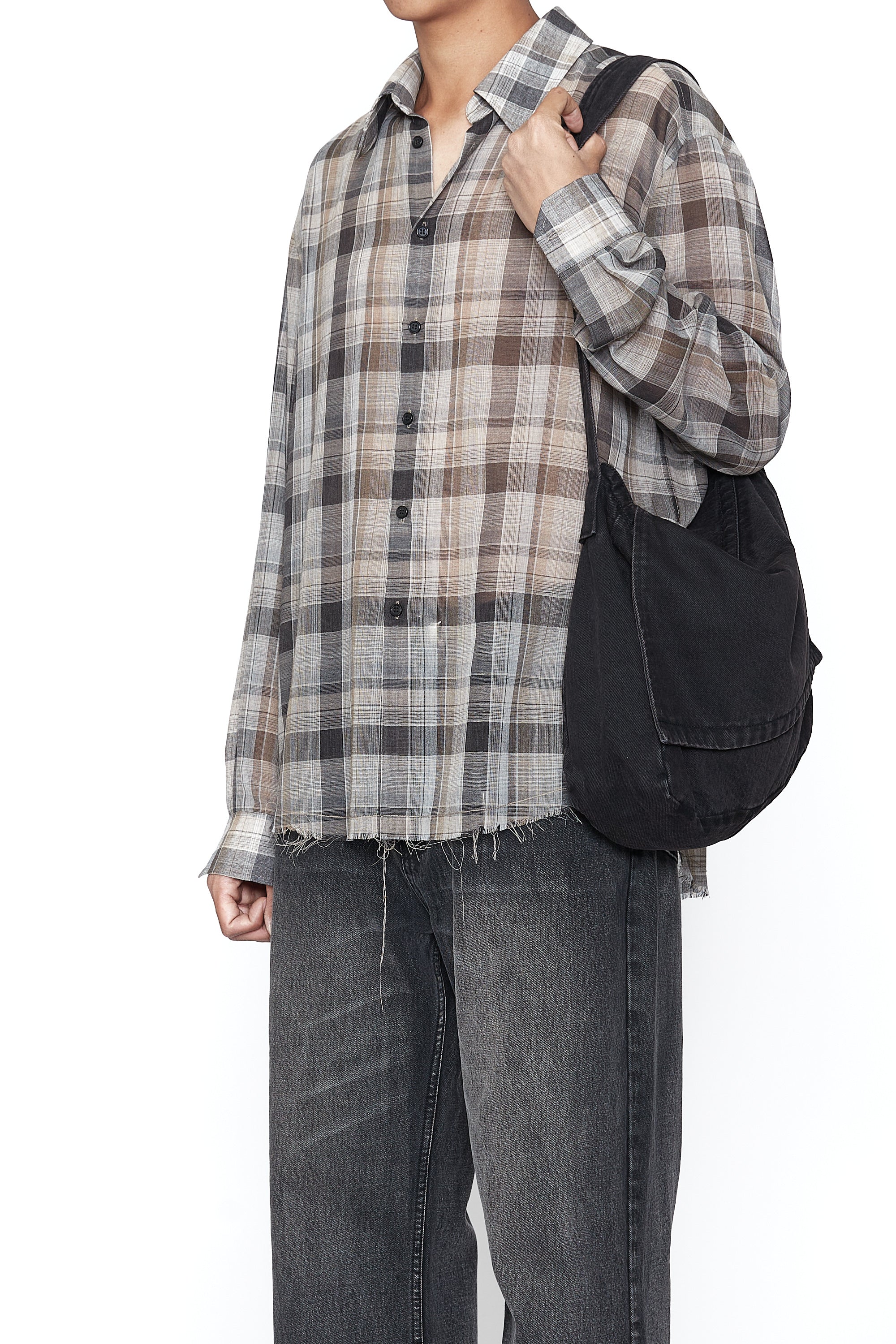 Load image into Gallery viewer, BLACK ACID WASHED DENIM CADENCE BAG
