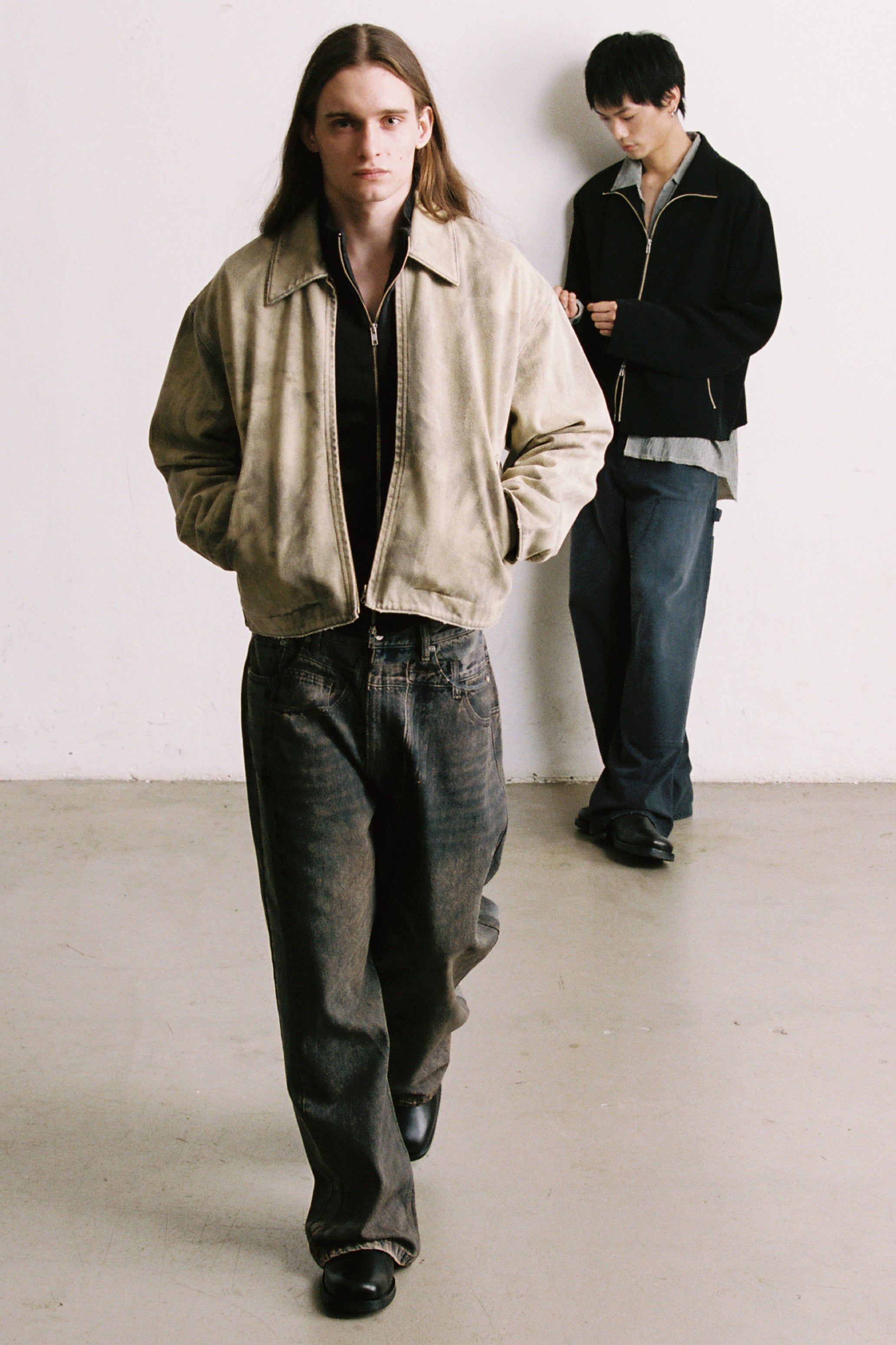 FADED BEIGE DAMAGED CANVAS CREW JACKET