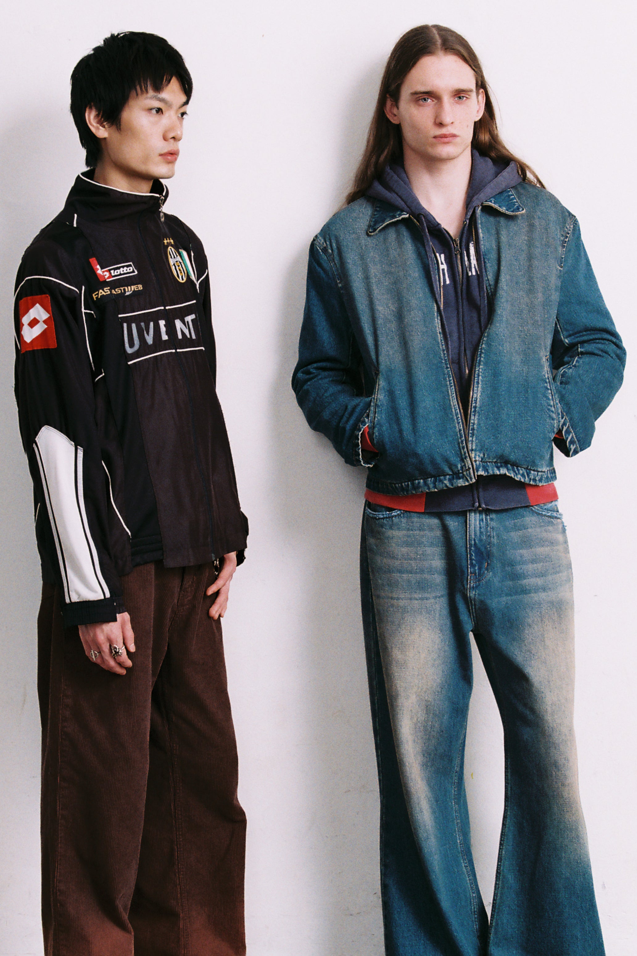 INDIGO WASHED DENIM TILT ZIP JACKET