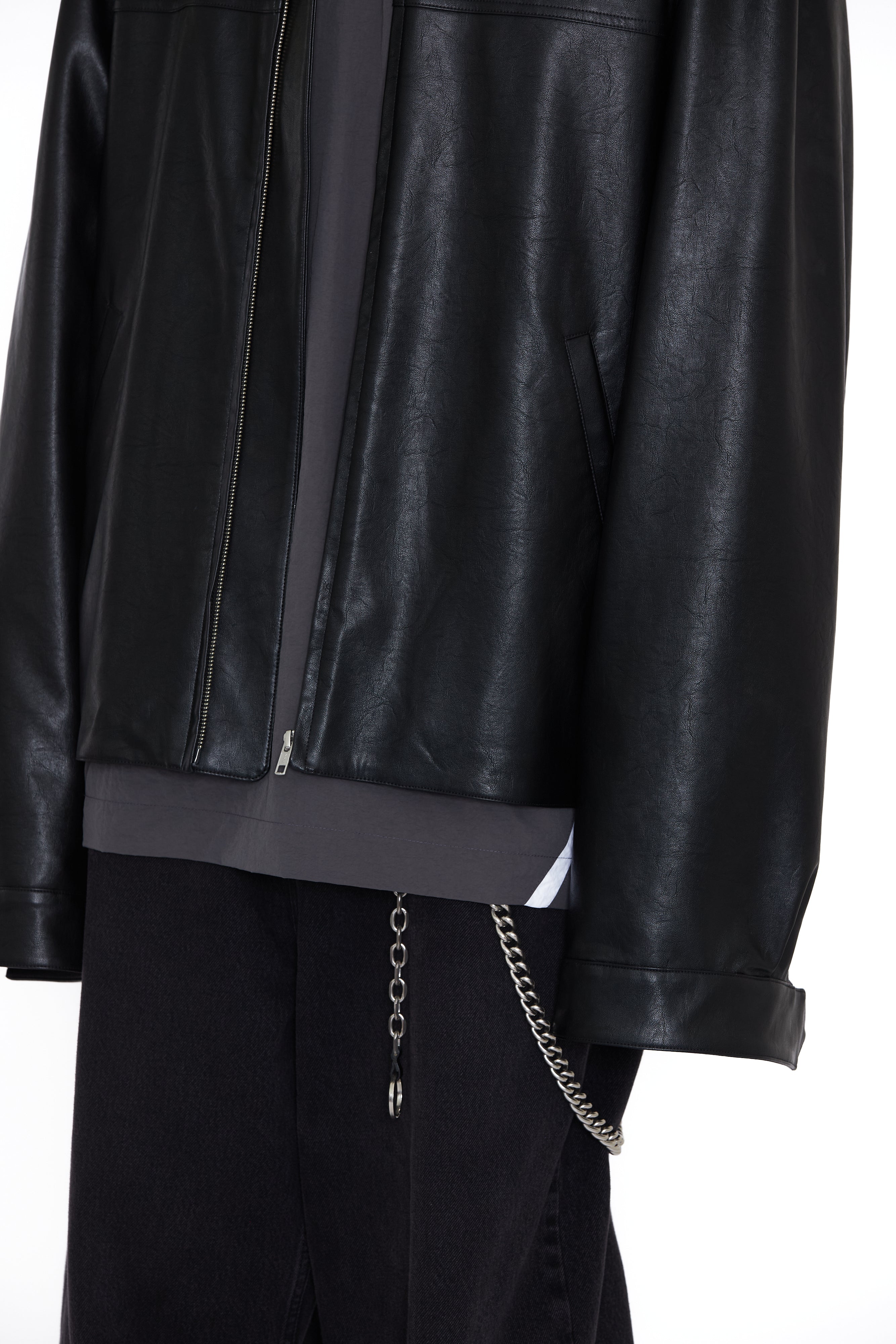 Load image into Gallery viewer, BLACK SYNTHEITC LEATHER SLANT JACKET
