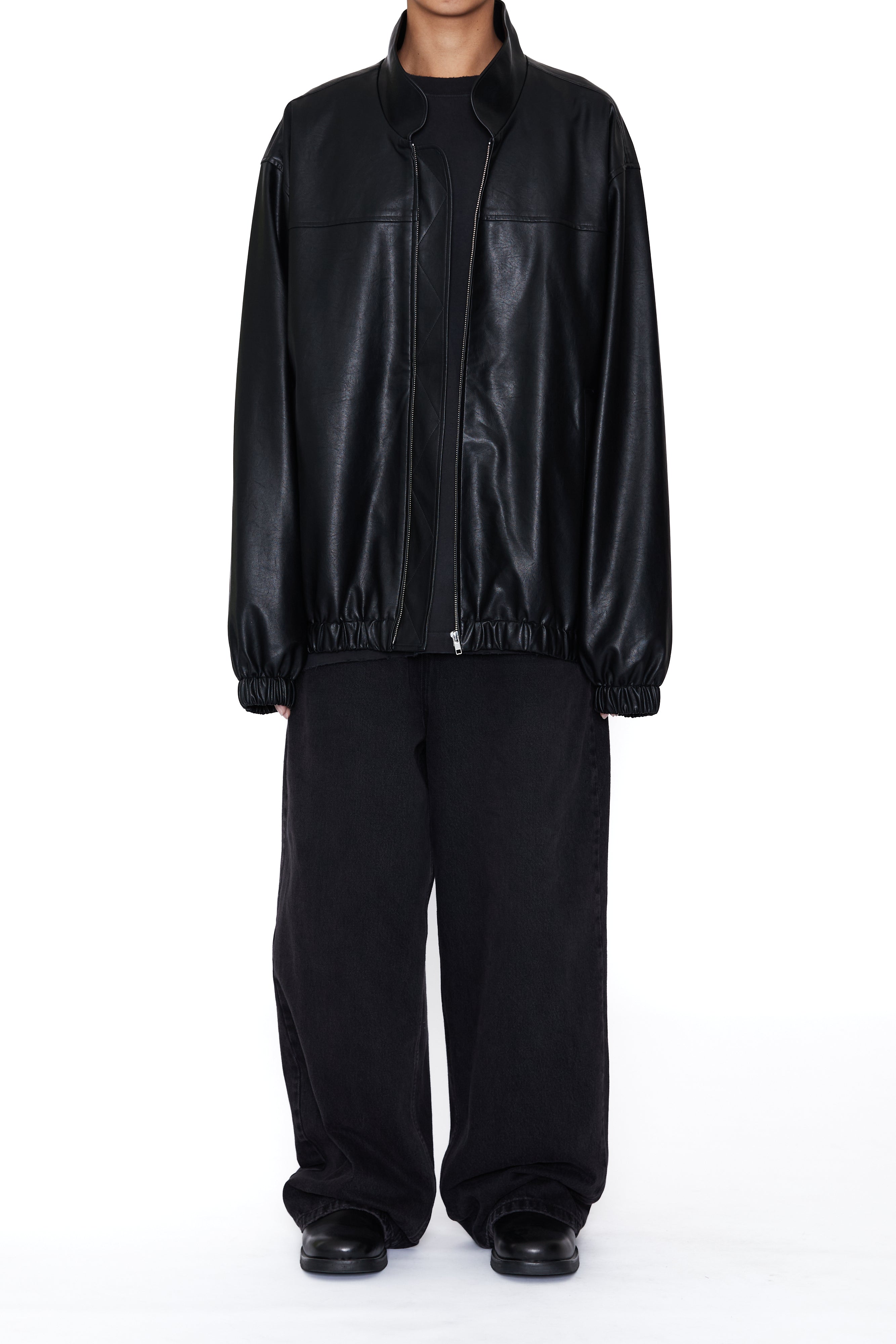 Load image into Gallery viewer, BLACK SYNTHEITC LEATHER OVERSIZED TEAM JACKET
