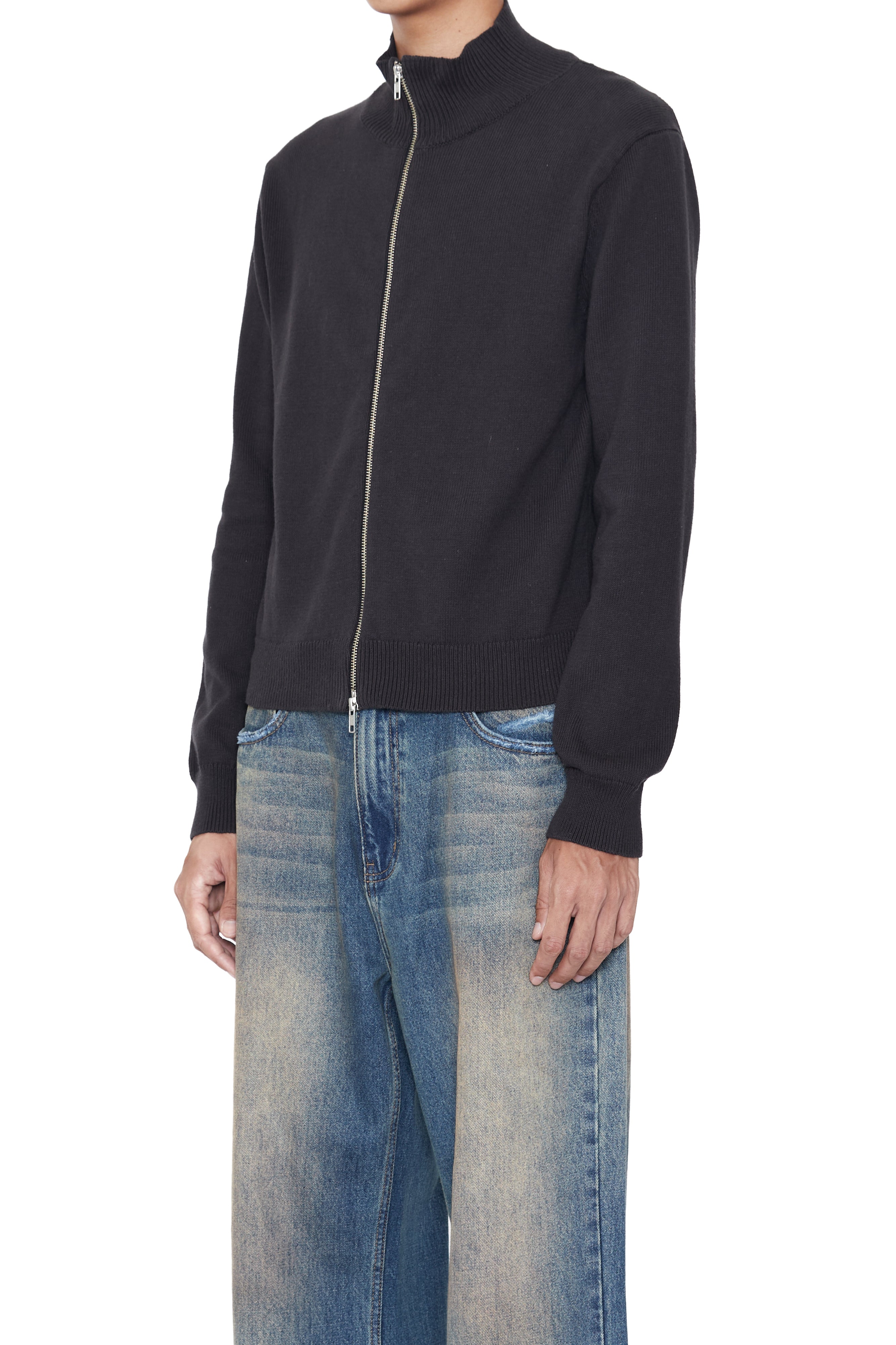 Load image into Gallery viewer, DARK GREY SHRUNKEN HIGH NECK KNIT ZIP JACKET
