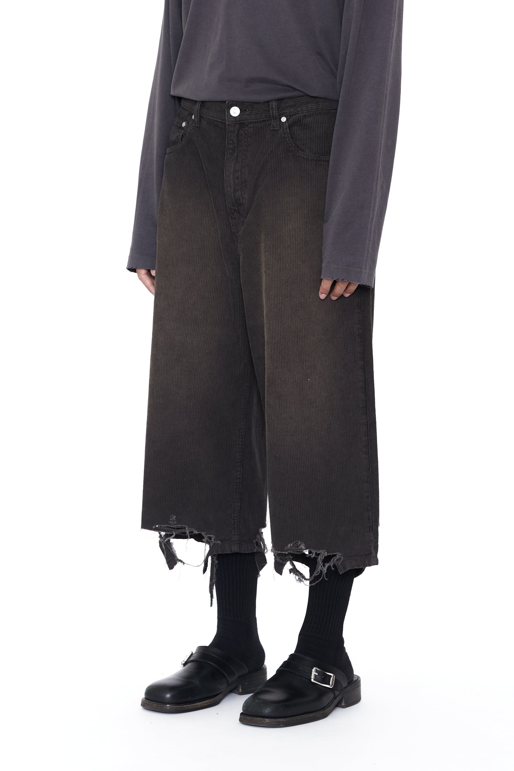 GREY WASHED CORDUROY DESTROYED CUT OUT SHORTS