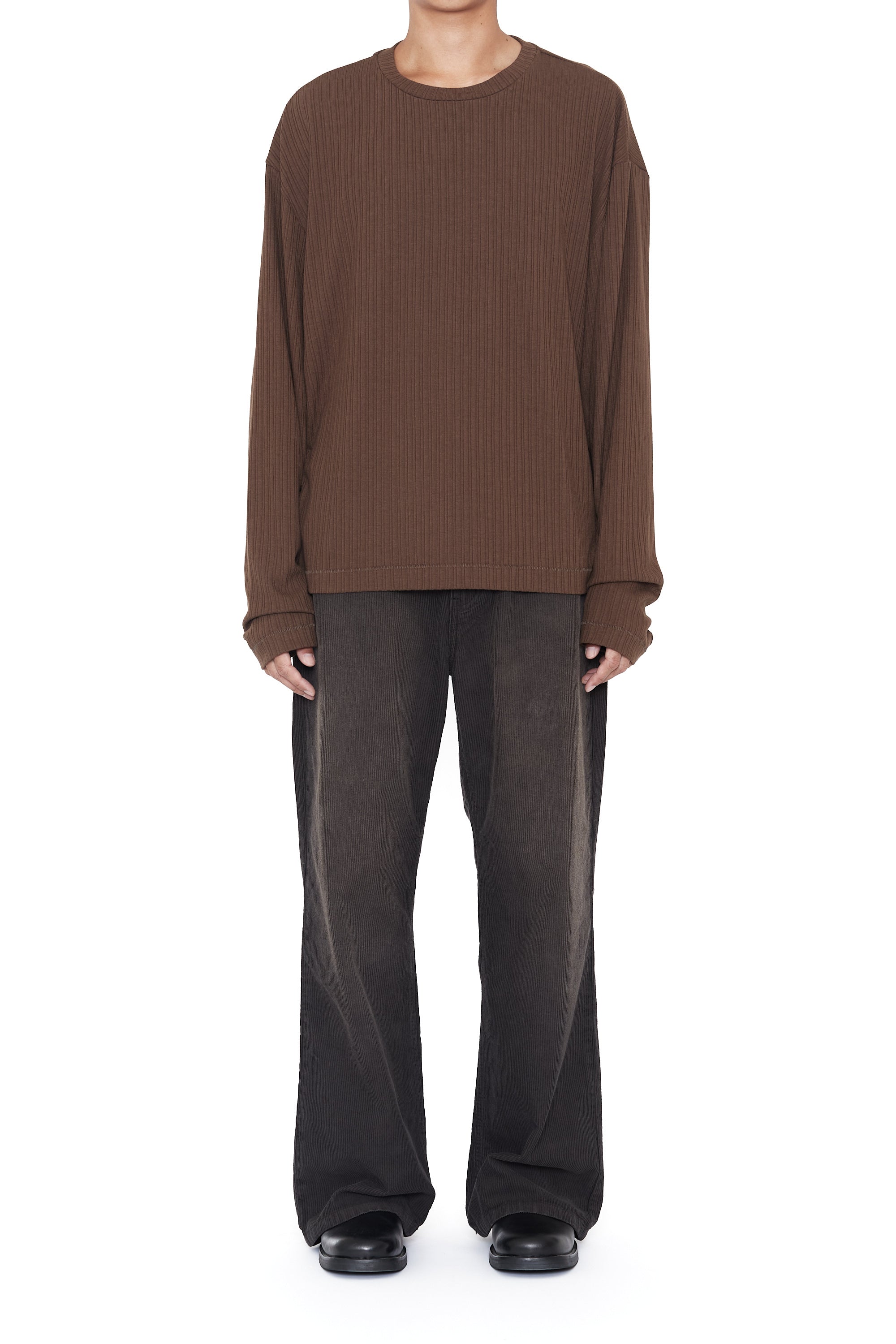 Load image into Gallery viewer, BROWN LONG SLEEVE SHIFTED RIB TOP
