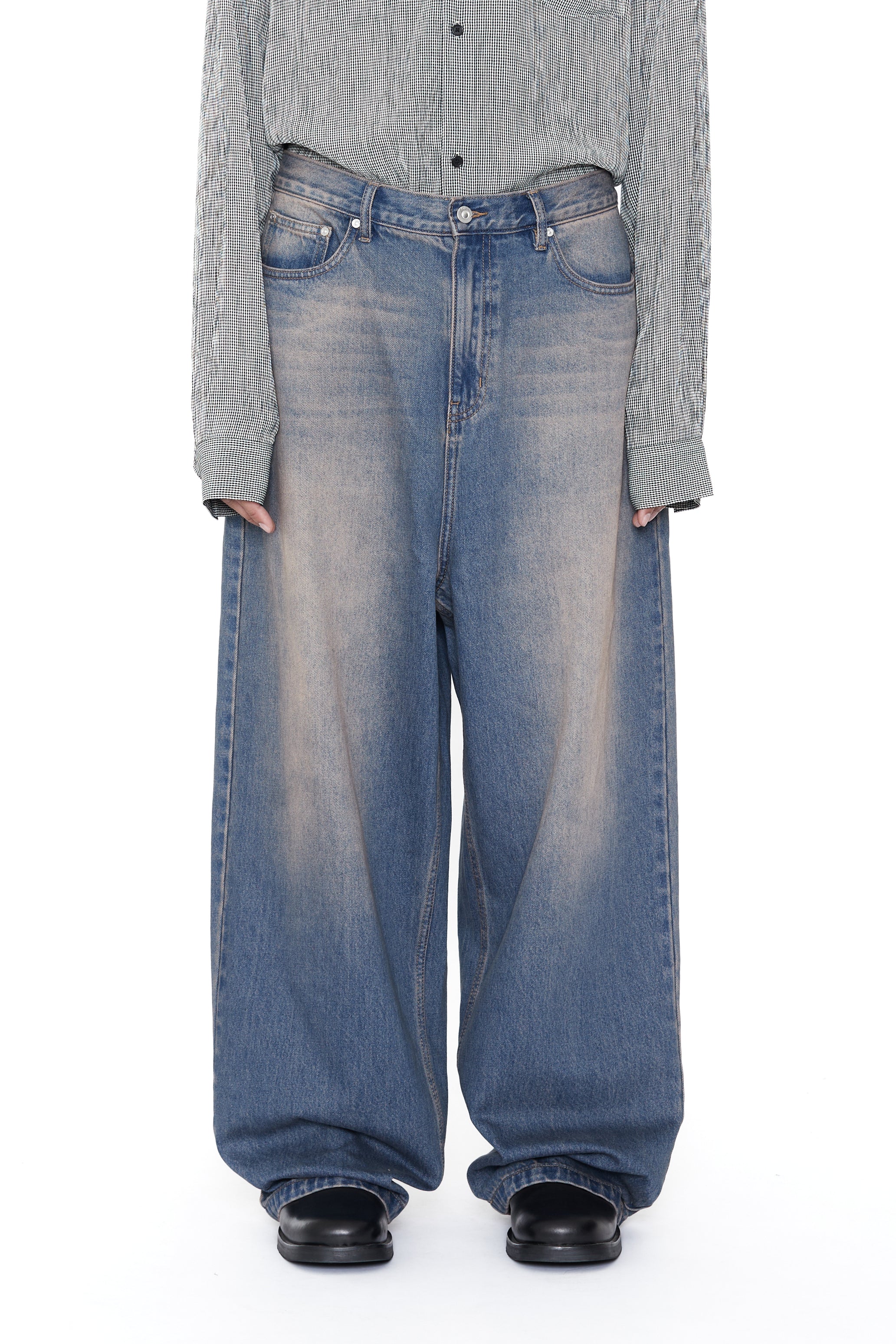 DUST INDIGO ACID WASHED EXTENDED CUT LUFT JEANS