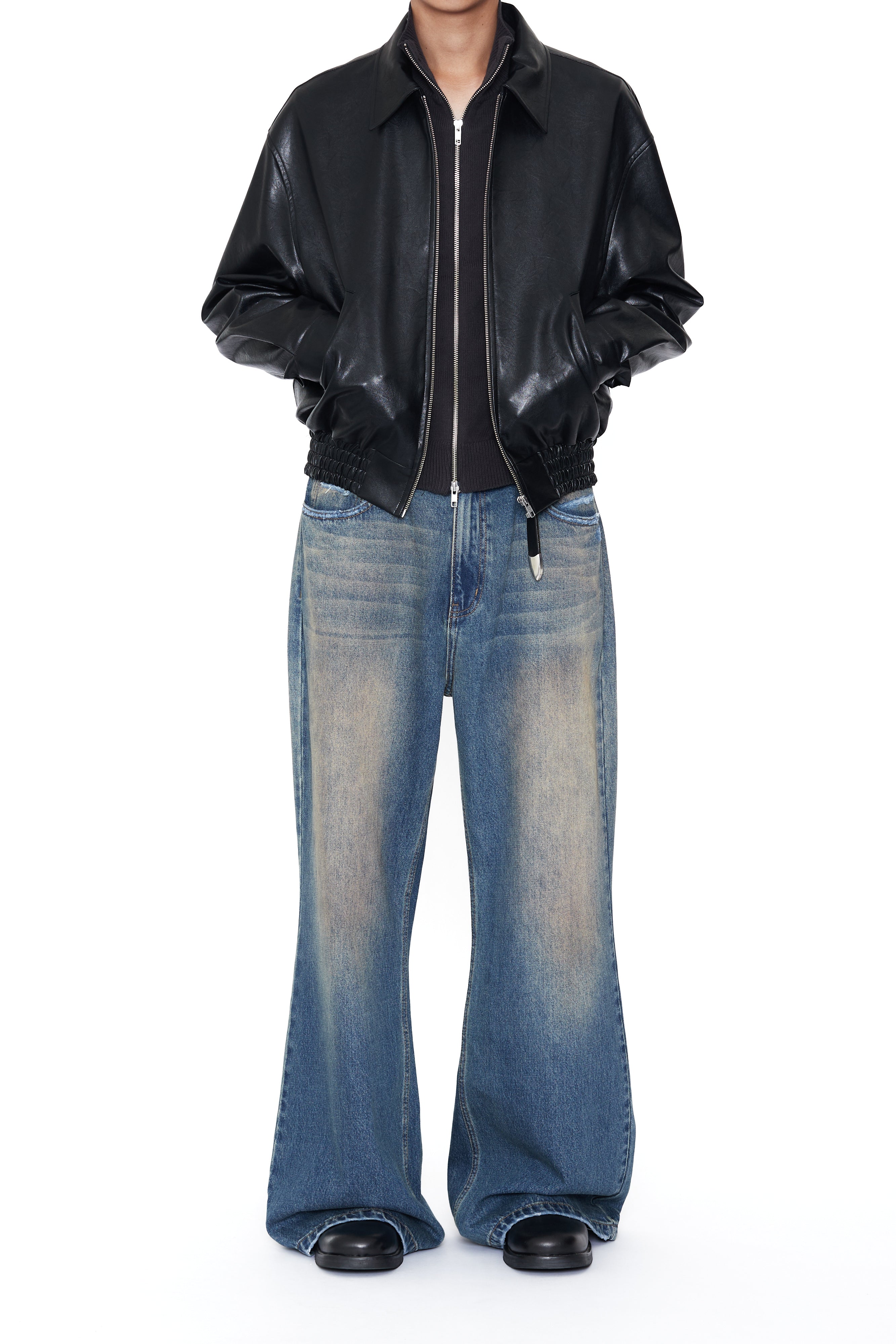 Load image into Gallery viewer, BLACK SYNTHETIC LEATHER SHRUNKEN ZIP JACKET
