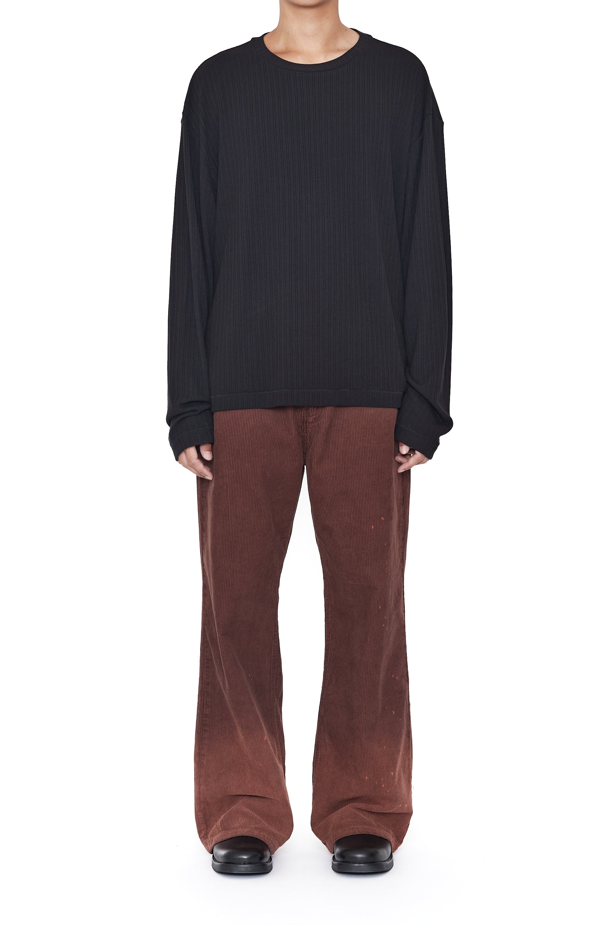 Load image into Gallery viewer, BLACK LONG SLEEVE SHIFTED RIB TOP
