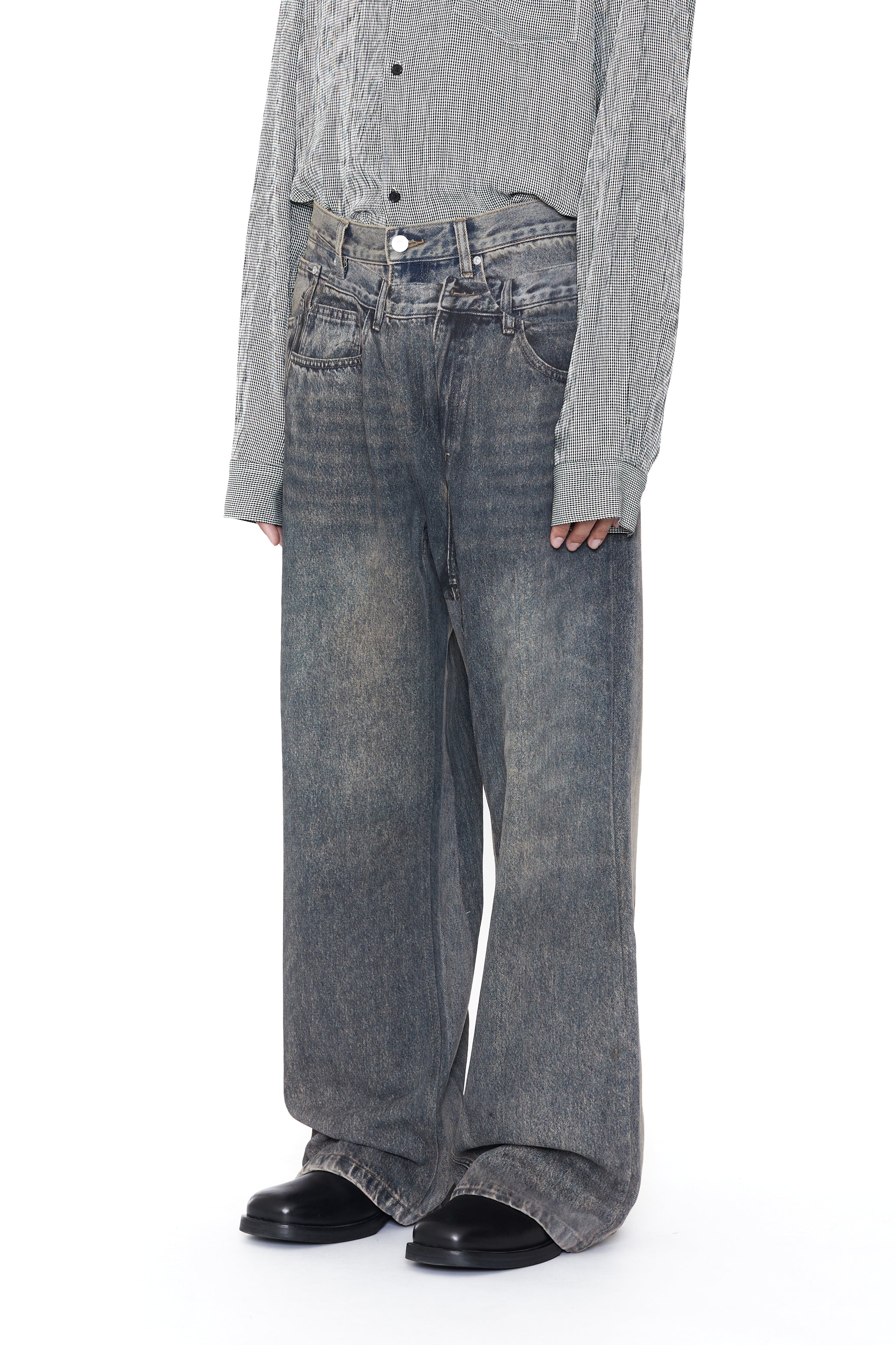 GREY ACID WASH DUAL EXPOSURE BREAK CUT FLARED JEANS