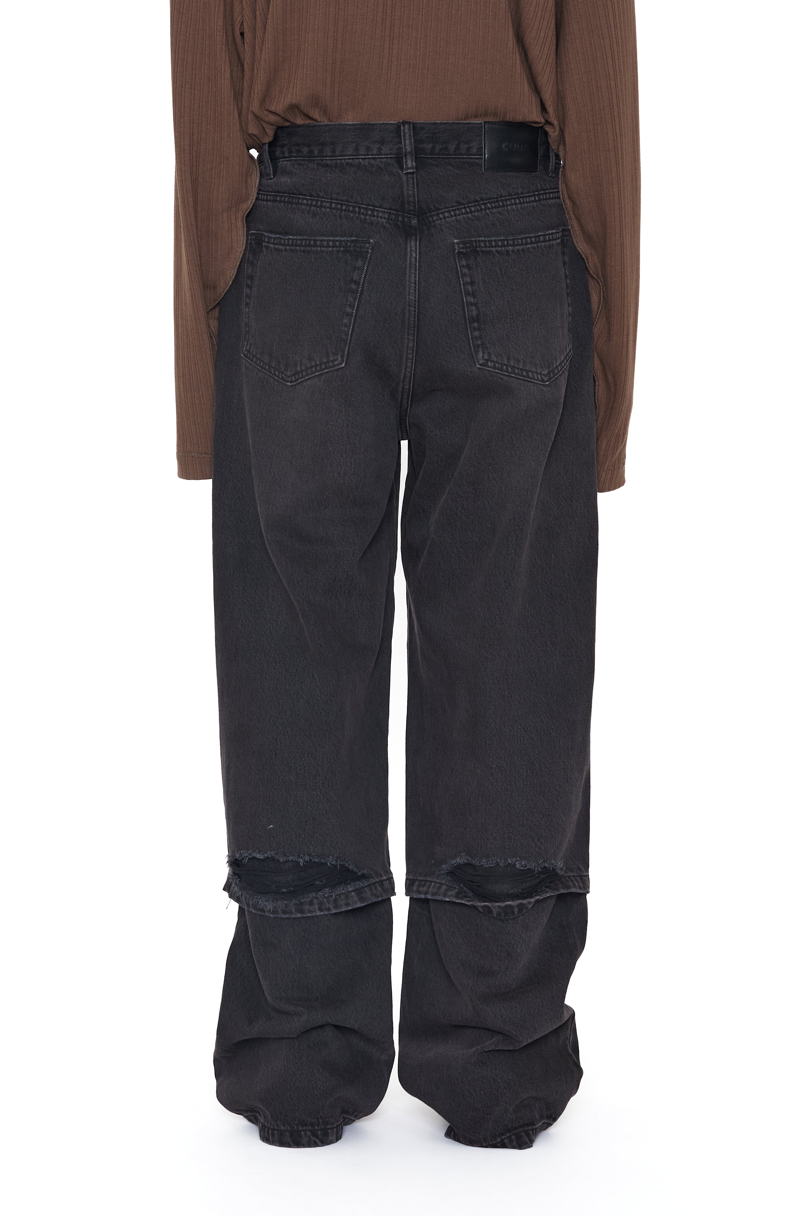 Load image into Gallery viewer, BLACK WASHED LAYERED HYBRID BREAK CUT JEANS
