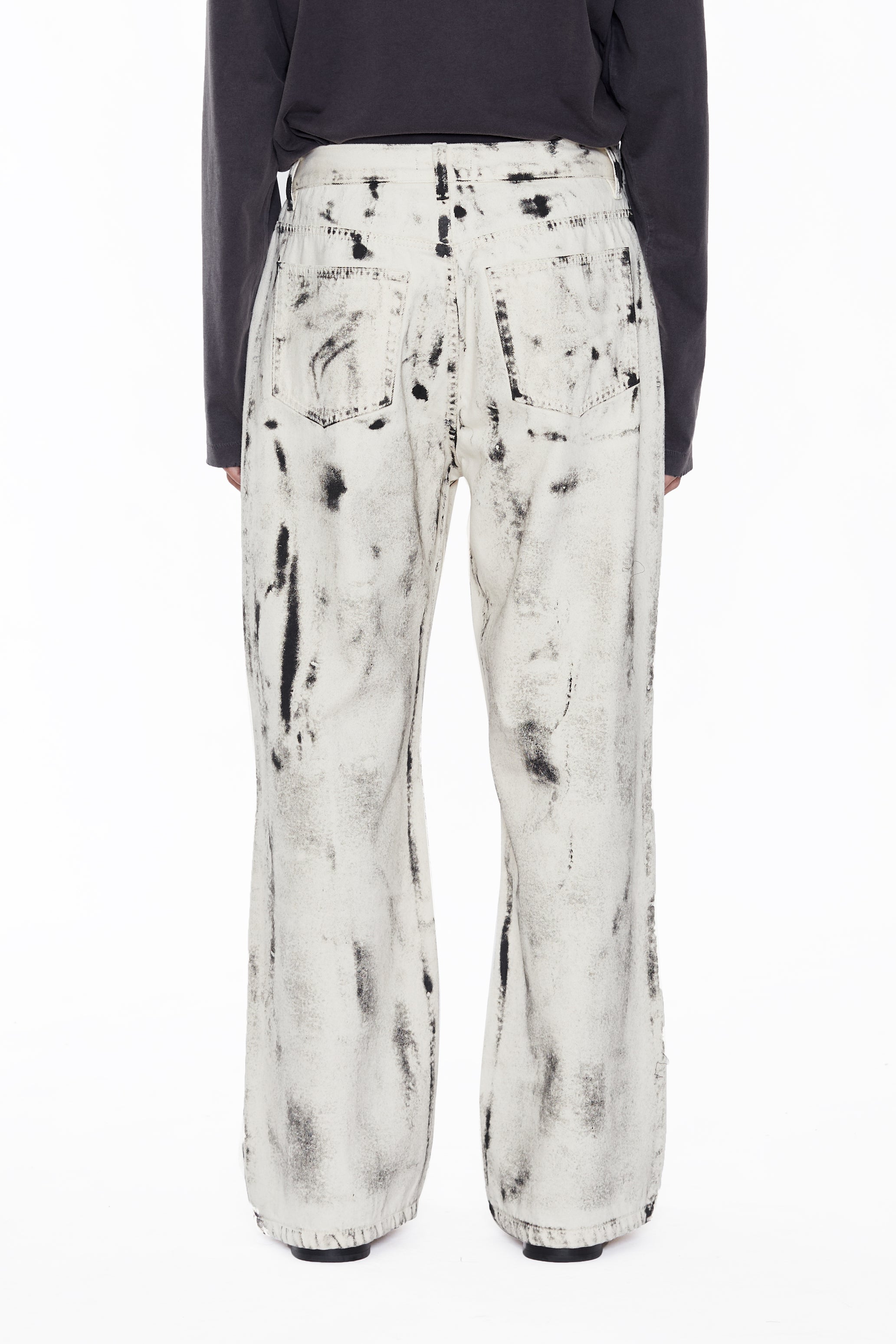 BEIGE DUAL EXPOSURE BREAK CUT FLARED JEANS
