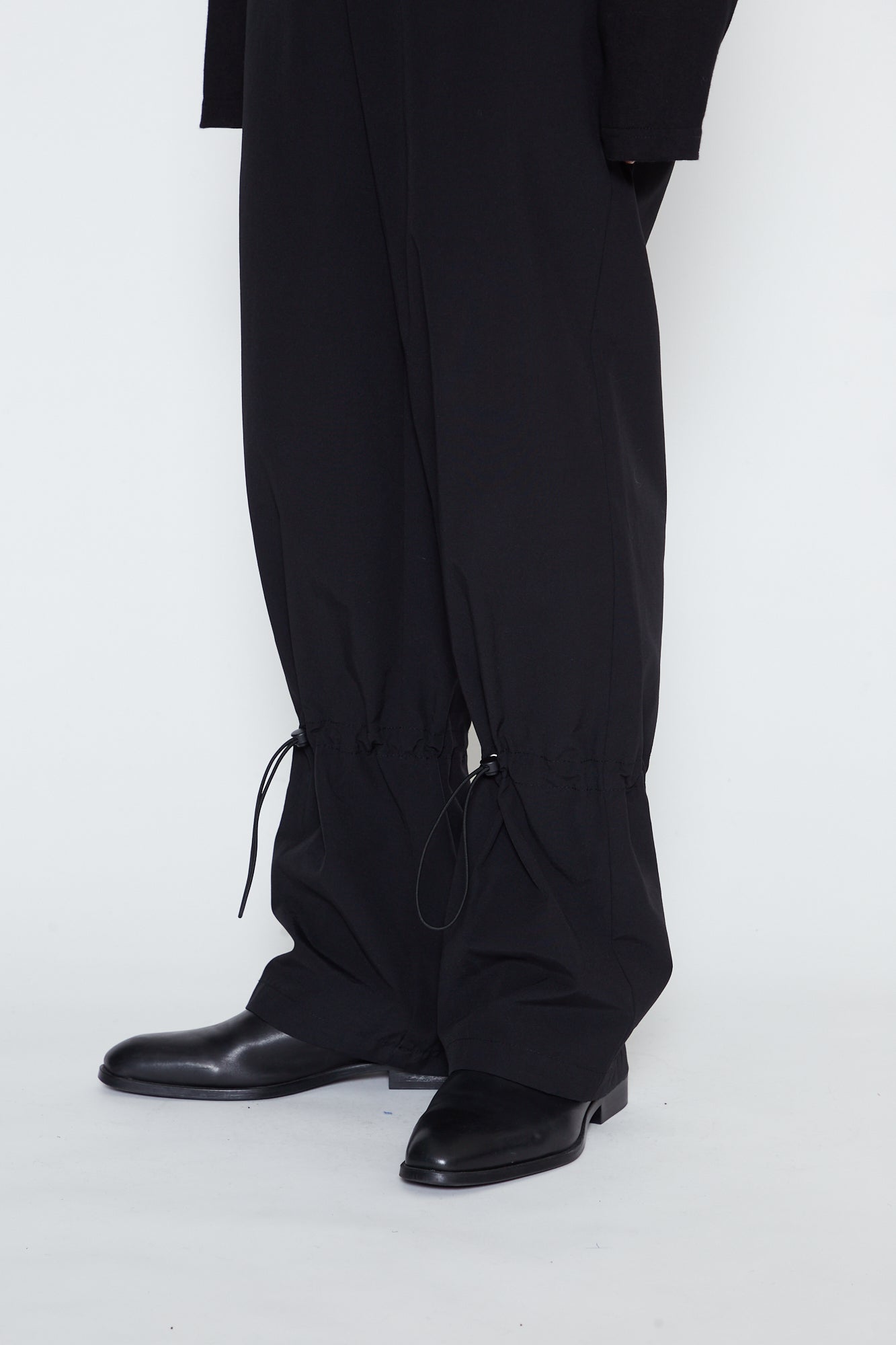 BLACK HIGH COUNT WEATHER SILO PANTS