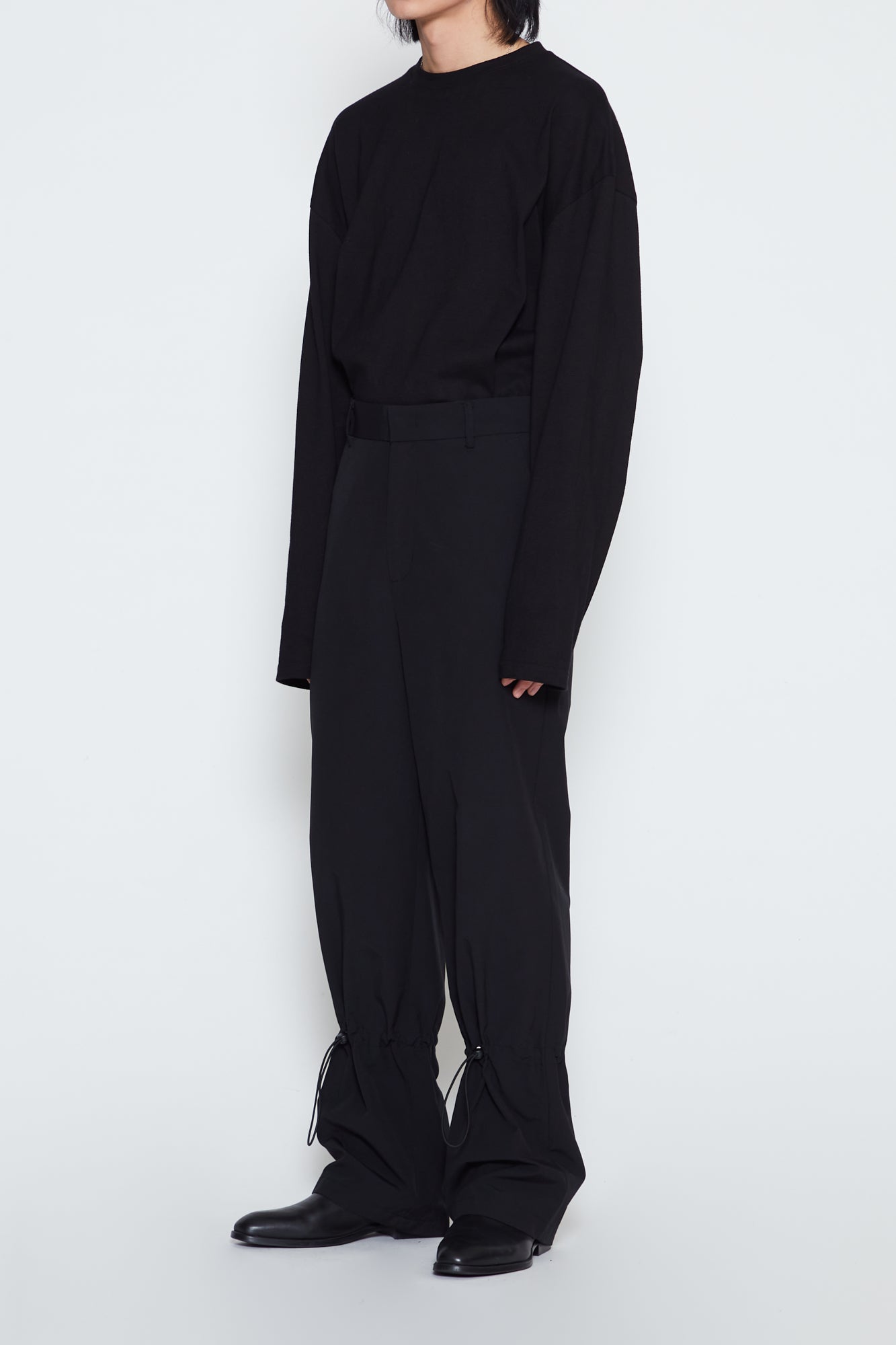 Load image into Gallery viewer, BLACK HIGH COUNT WEATHER SILO PANTS
